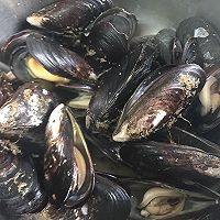 如何制作咸柠檬煮贻贝