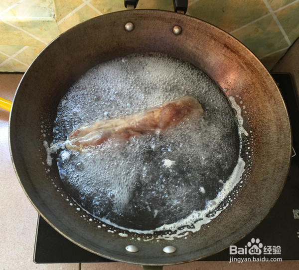 洋葱炒腊肠的制作方法