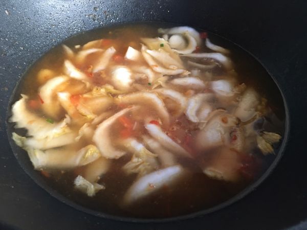 酸辣韭菜面片汤