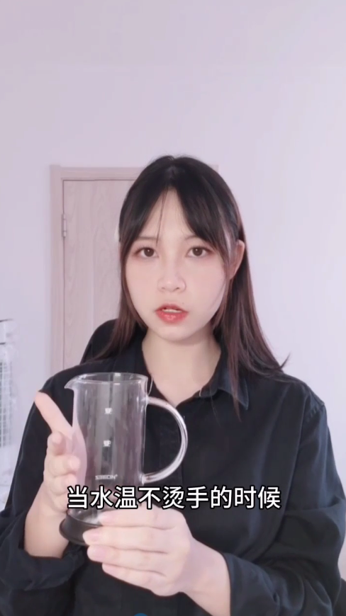 如何清理顽固油垢