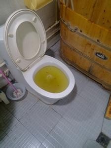 老小区六楼厕所堵怎么办