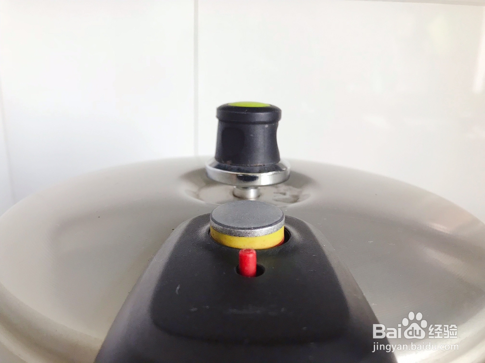 不能拒绝的玫瑰花桃胶红豆羹