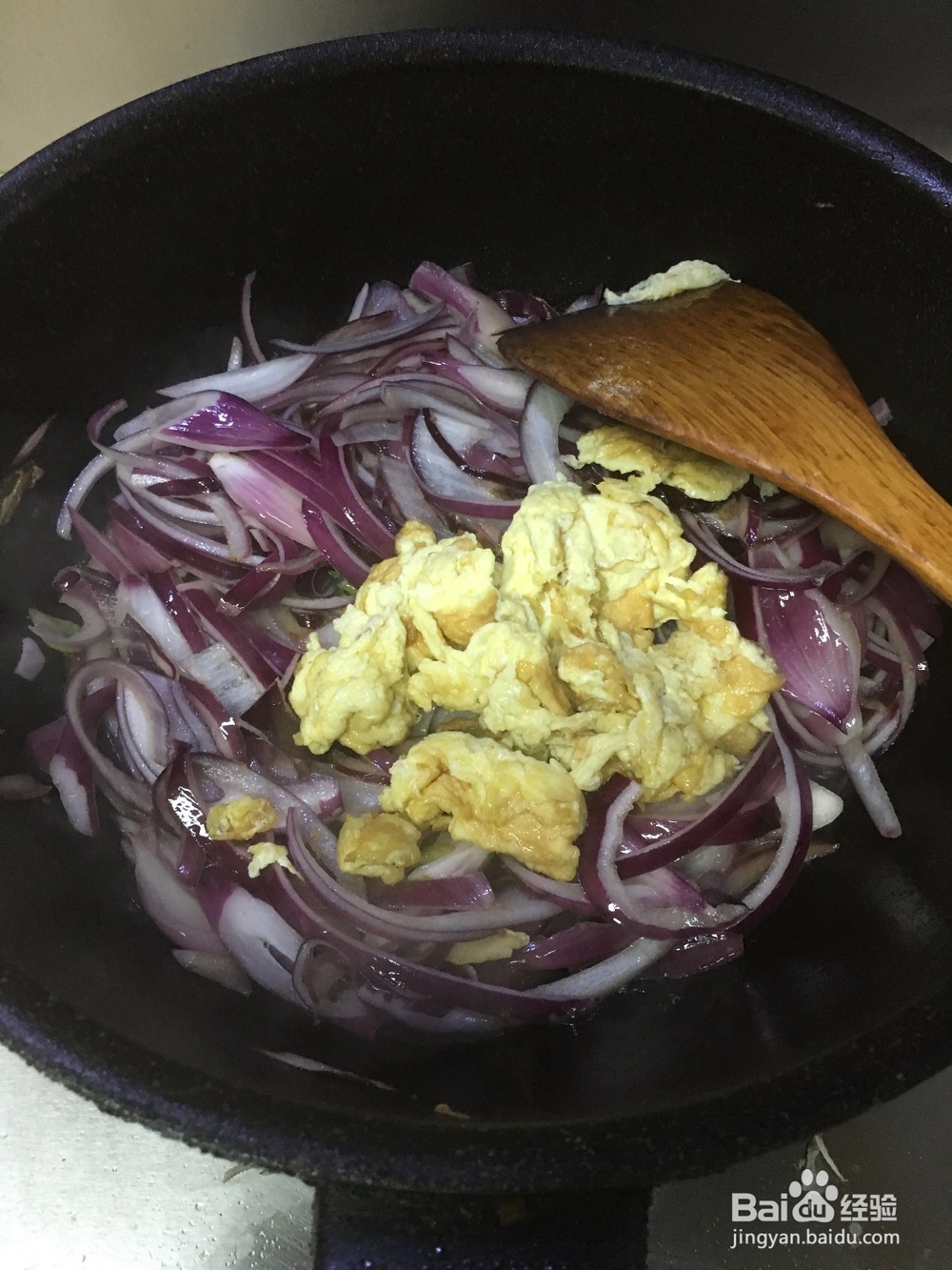 洋葱炒鸡蛋好吃的新做法