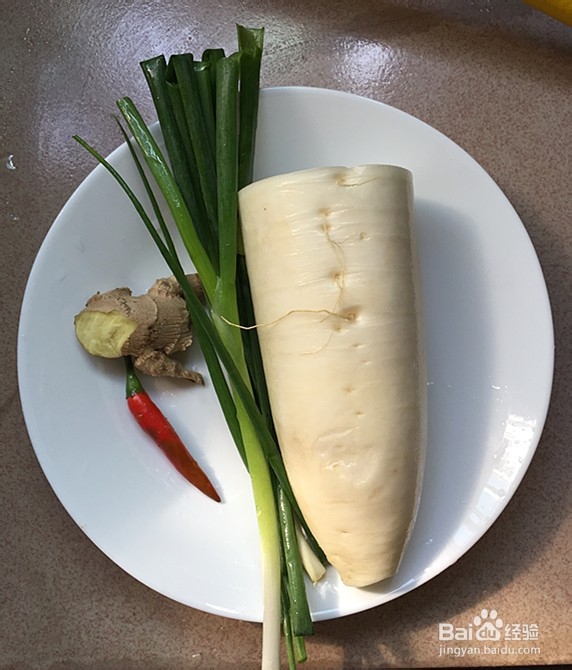 如何自制萝卜鱼头煲