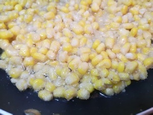 食补佳品黄金玉米烙的做法