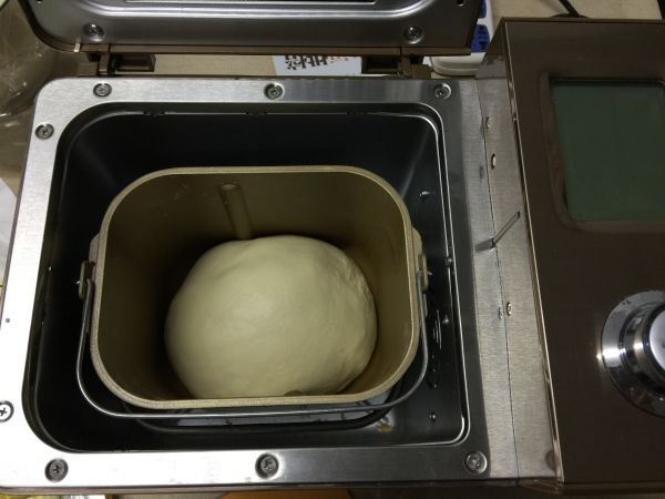 蜜豆杯子面包卷