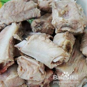 怎样才能做出一道美味的豆角炖排骨