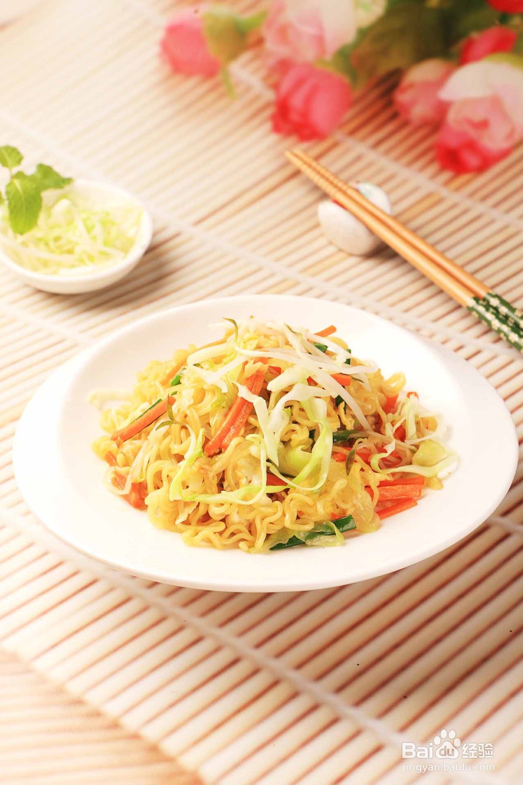 家常菜：包菜爆炒方便面