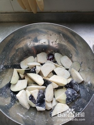 养生食补烧茄子的做法