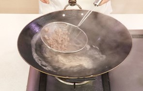 家常菜：牛肚白菜粥