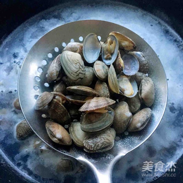 双椒花蛤的做法