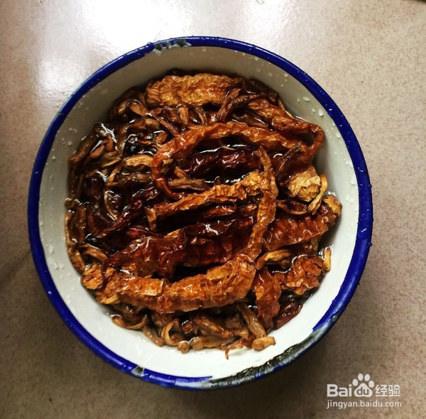 干豆角炒腊肉怎么做