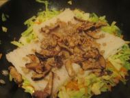 香菇红萝卜炒米粉的做法