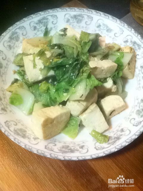 <b>白菜炒豆腐的简单做法</b>