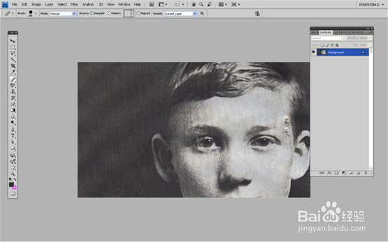 怎么用PS来修整和恢复老照片