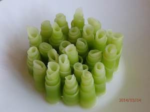 健康养生佳品红油青笋的做法