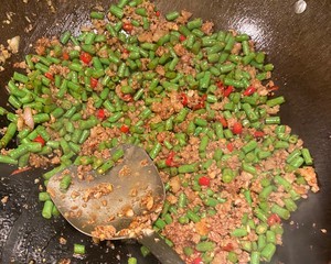 肉末炒豆角的做法