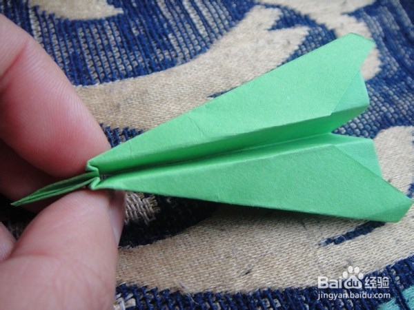 儿童简易折纸--第四种种飞机折法