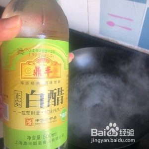 烟熏三文鱼培根本尼迪克蛋，附水波蛋荷兰酱做法