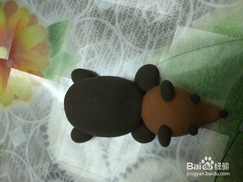 可爱七彩的刺猬