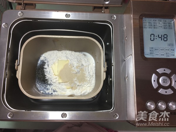 面包机版黑芝麻吐司