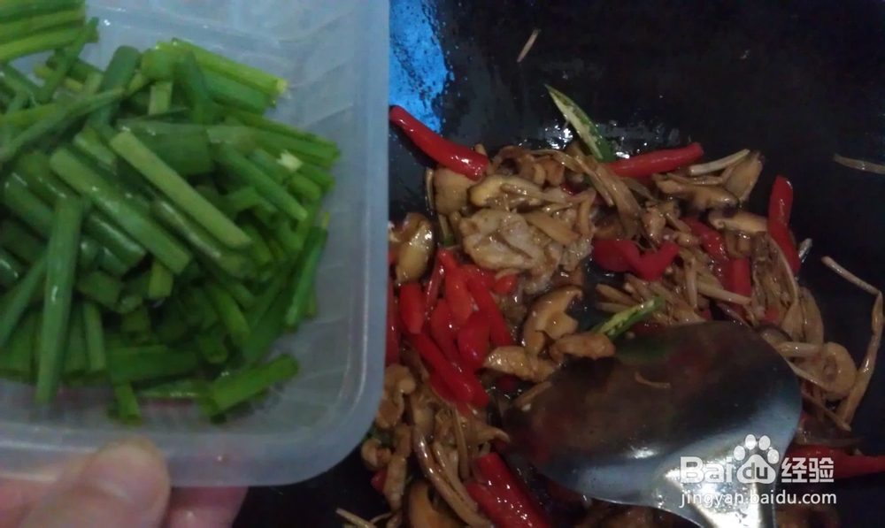 金针冬菇炒肉怎么做