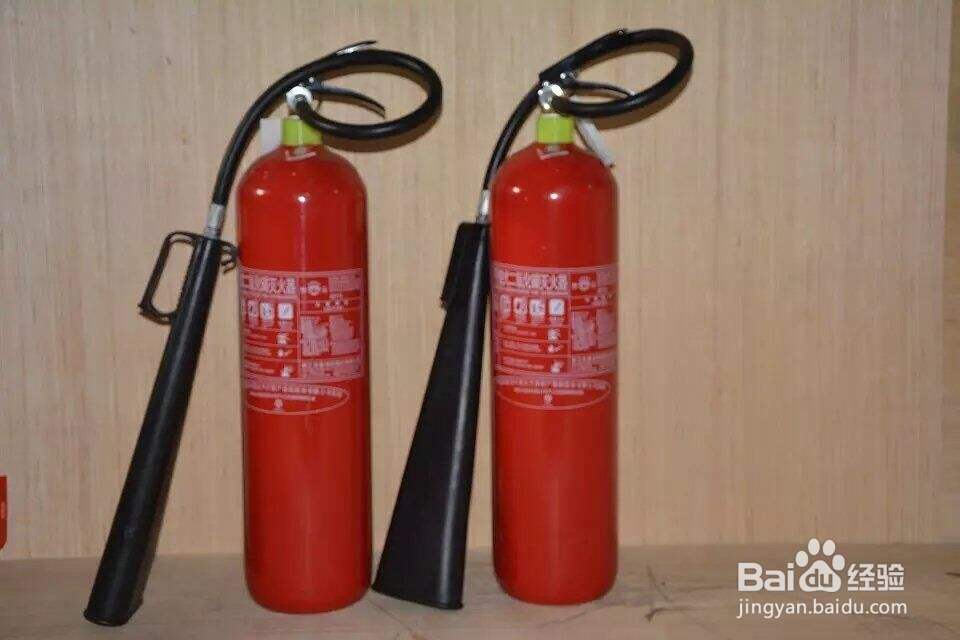 灭火器的正确使用方法