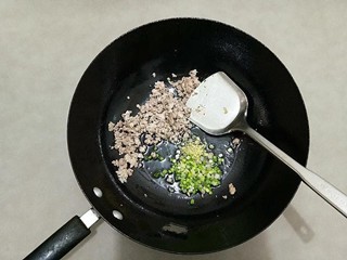 北极虾粉丝煲怎么做