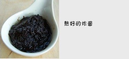 浓缩京味文化的特色小吃……老北京炸酱面