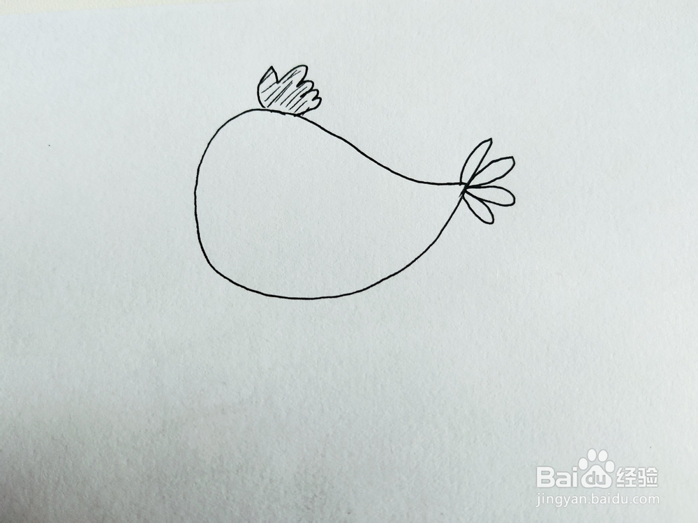 如何画一只老母鸡喂小鸡吃虫子的简笔画