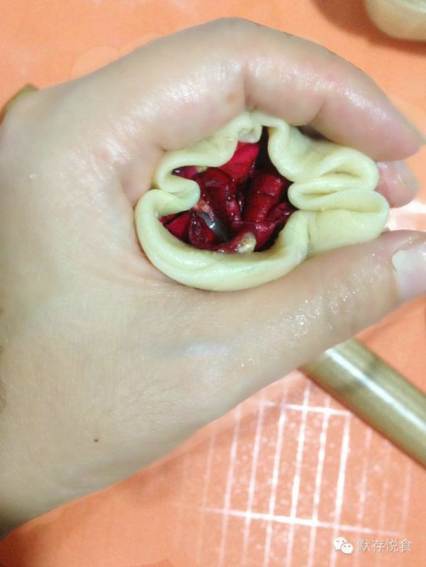 苏式玫瑰鲜花月饼