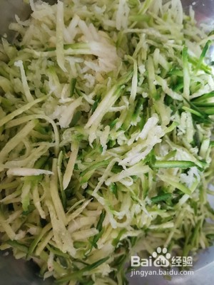 海蛎子萝卜丝猪肉饺子的做法