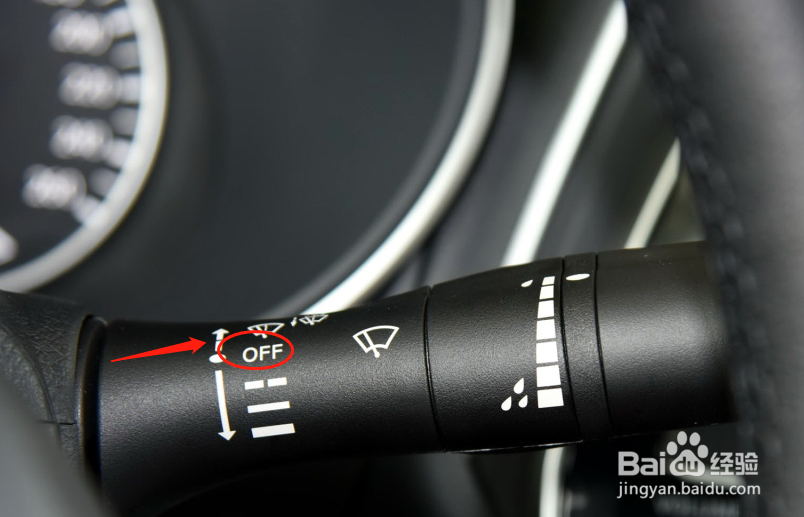 日产西玛汽车雨刮器档位怎么调节