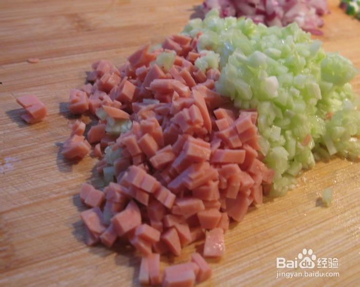 如何做色香味俱全的特色蛋炒饭