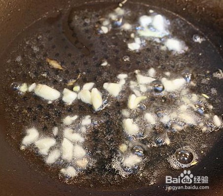 苦瓜炒鸡蛋的做法