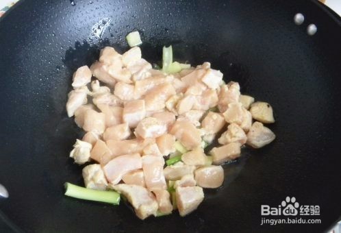 栗子鸡块是怎么做的？怎么做更好吃更入味？