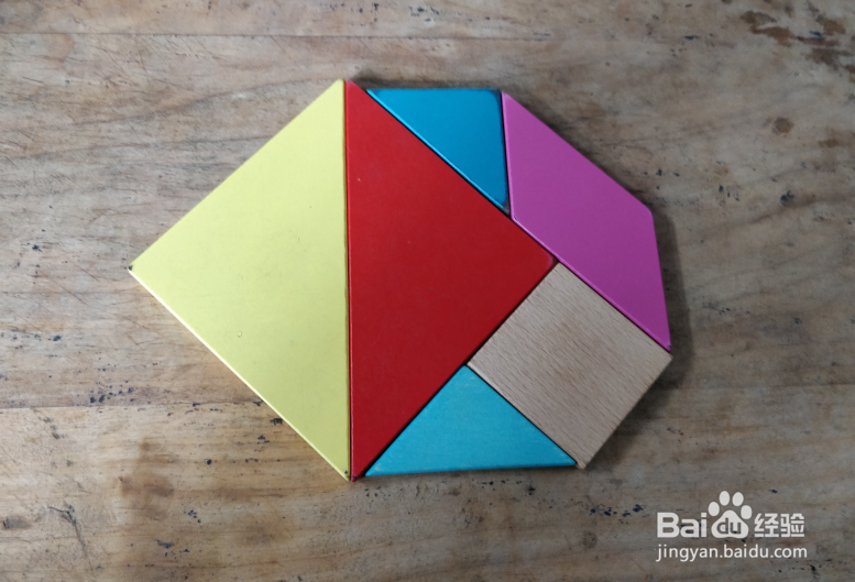 用七巧板怎样拼一条鲫鱼？