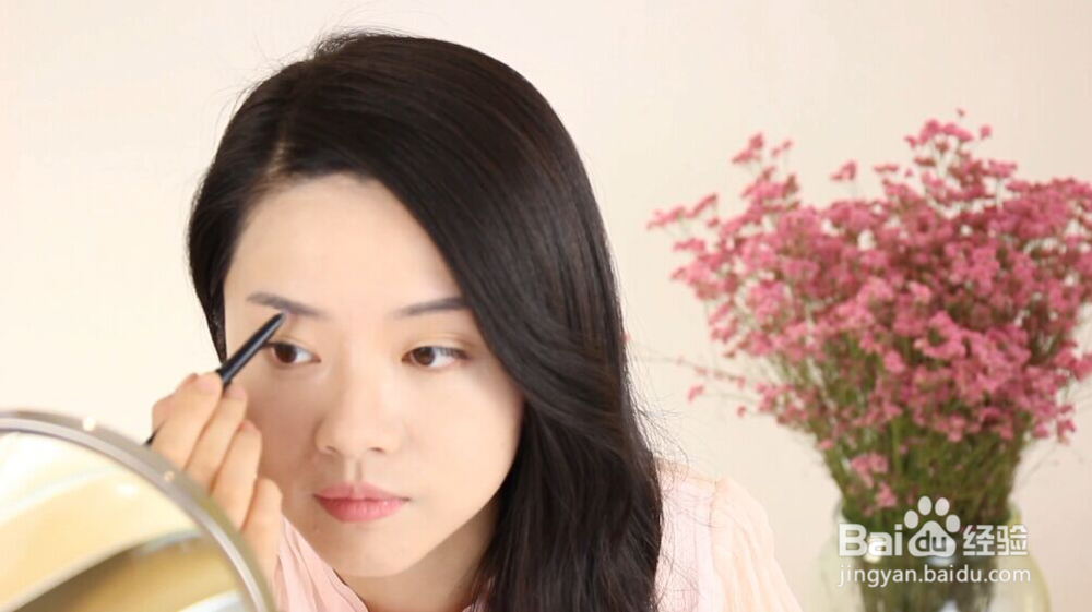 初夏透白玫瑰妆如何打造