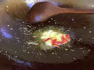 芦笋炒虾仁怎么做?