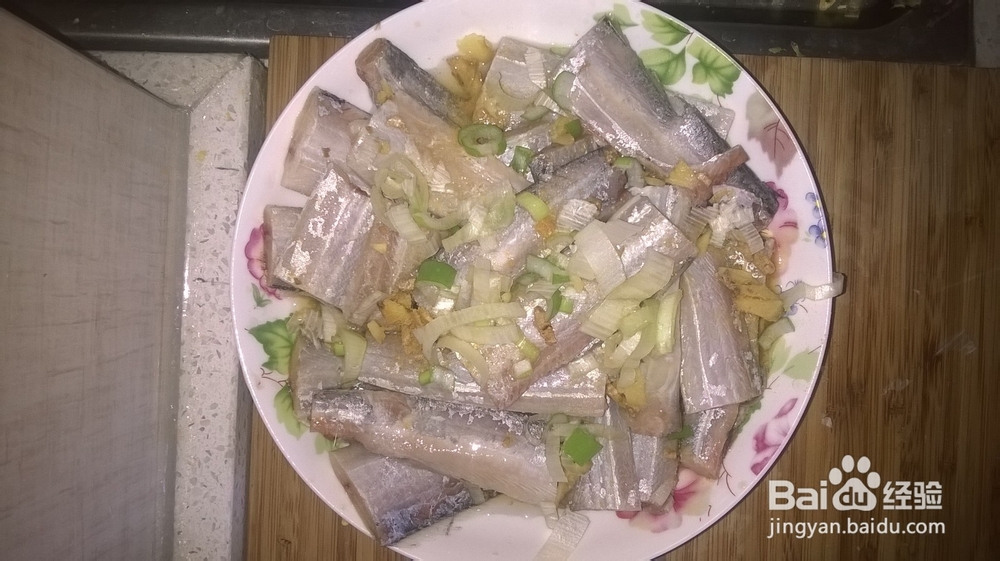 干炸带鱼如何不碎、不糊锅