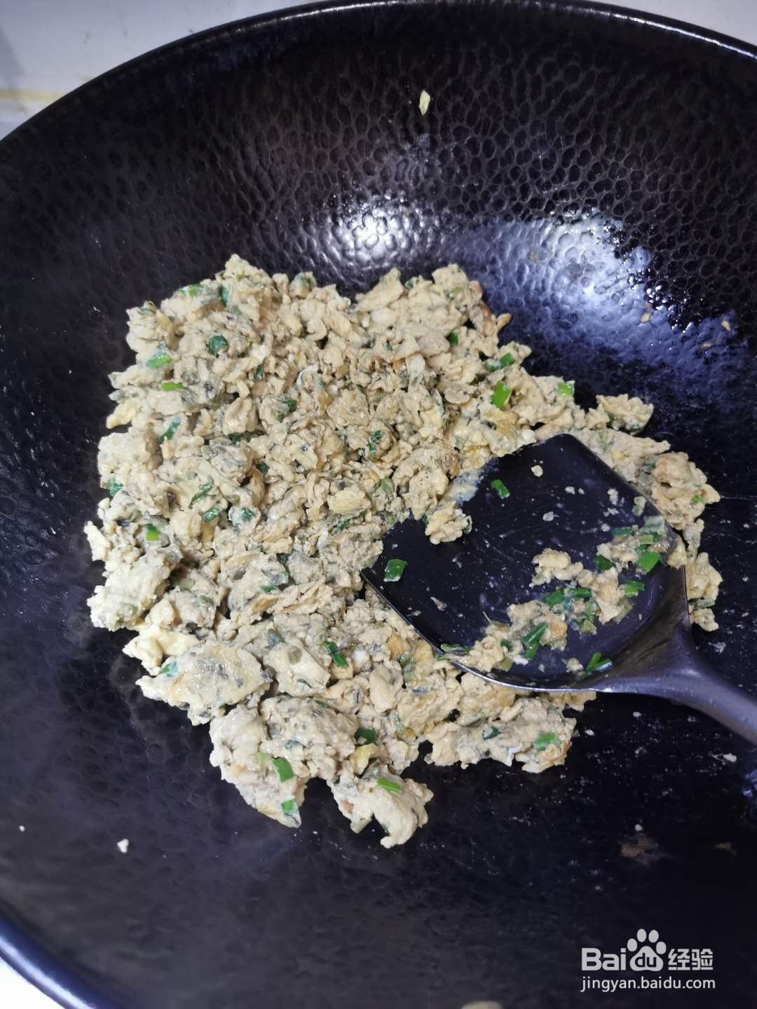 满口生香的简单快手菜香椿炒蛋