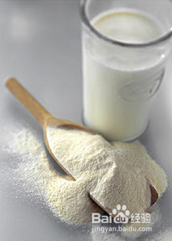 冲泡奶粉的常见误区以及技巧分享