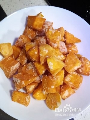 拔丝地瓜家庭版制作过程