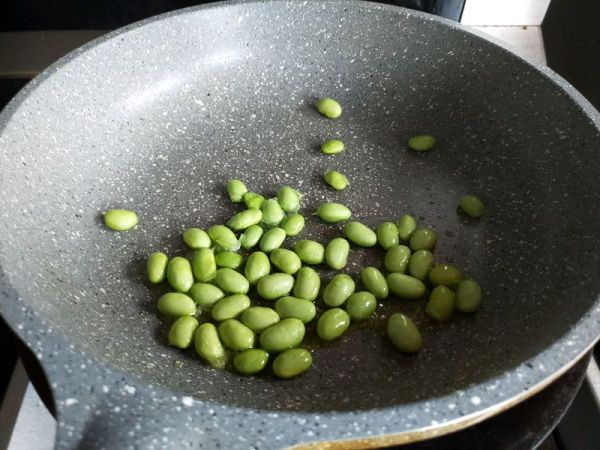 丝瓜毛豆豆腐羹