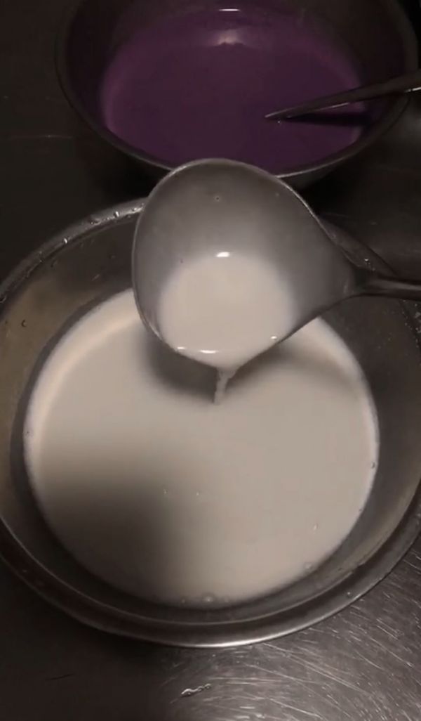 紫薯椰汁千层马蹄糕