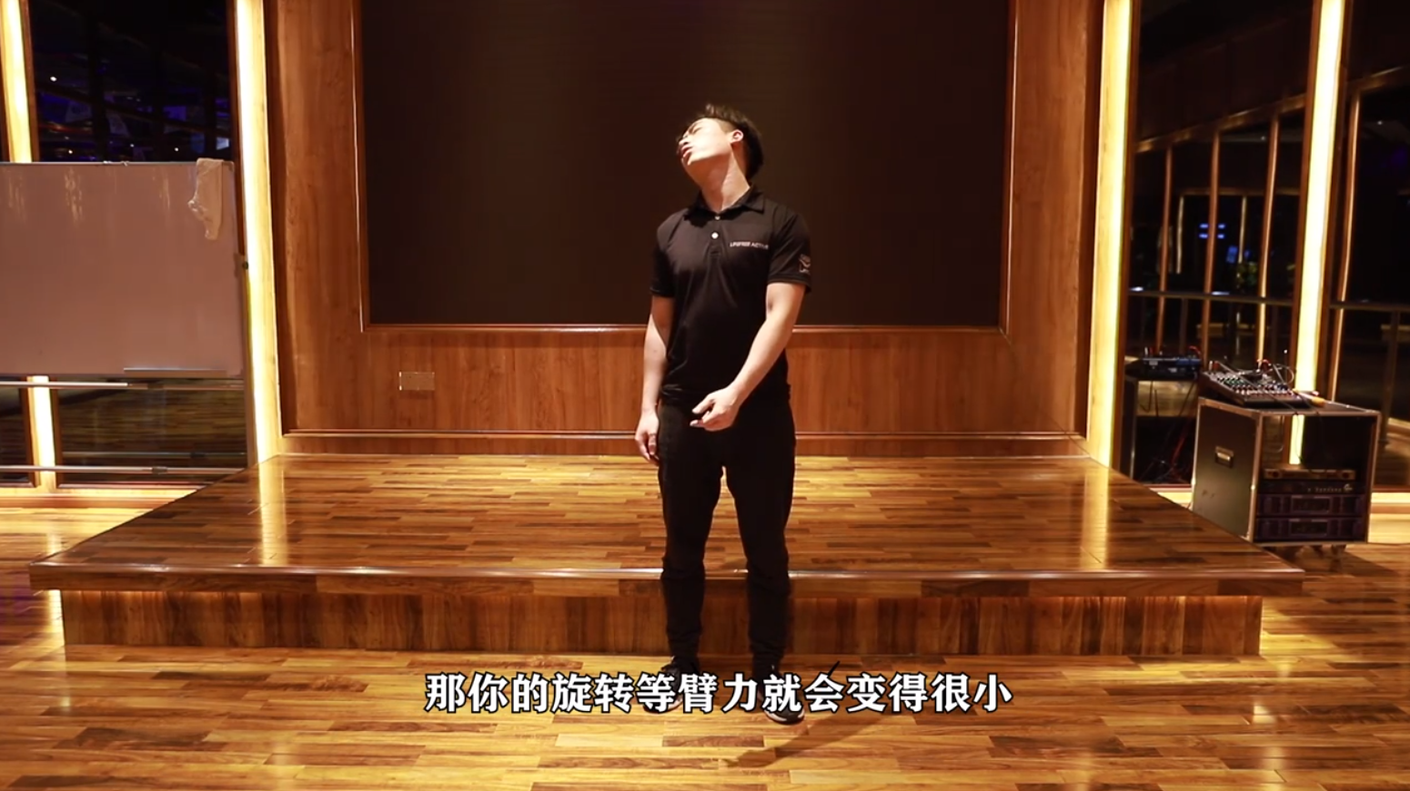 肩颈放松训练,防止头部前引