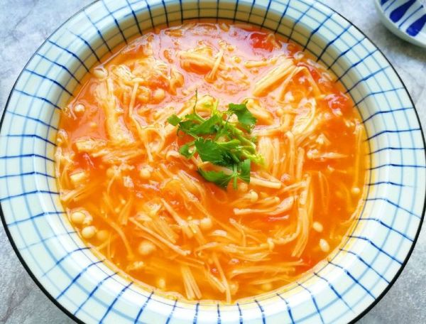 番茄金针菇浓汤