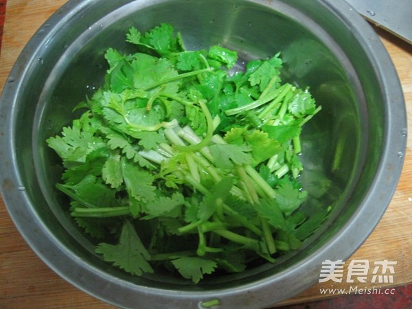 香菜拌金针菇