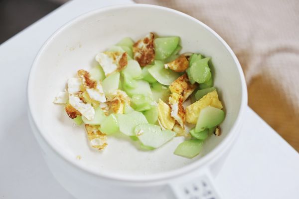 佛手瓜煎蛋锅巴汤