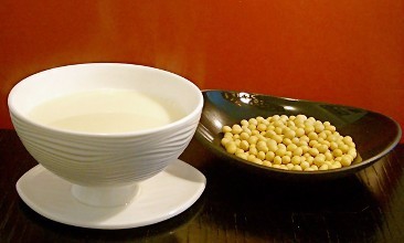 生活中常见的含有毒素的食物